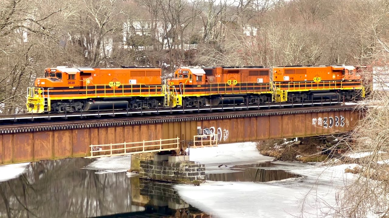Pumpkins on Ice… Buffalo & Pittsburg visits the New England Central