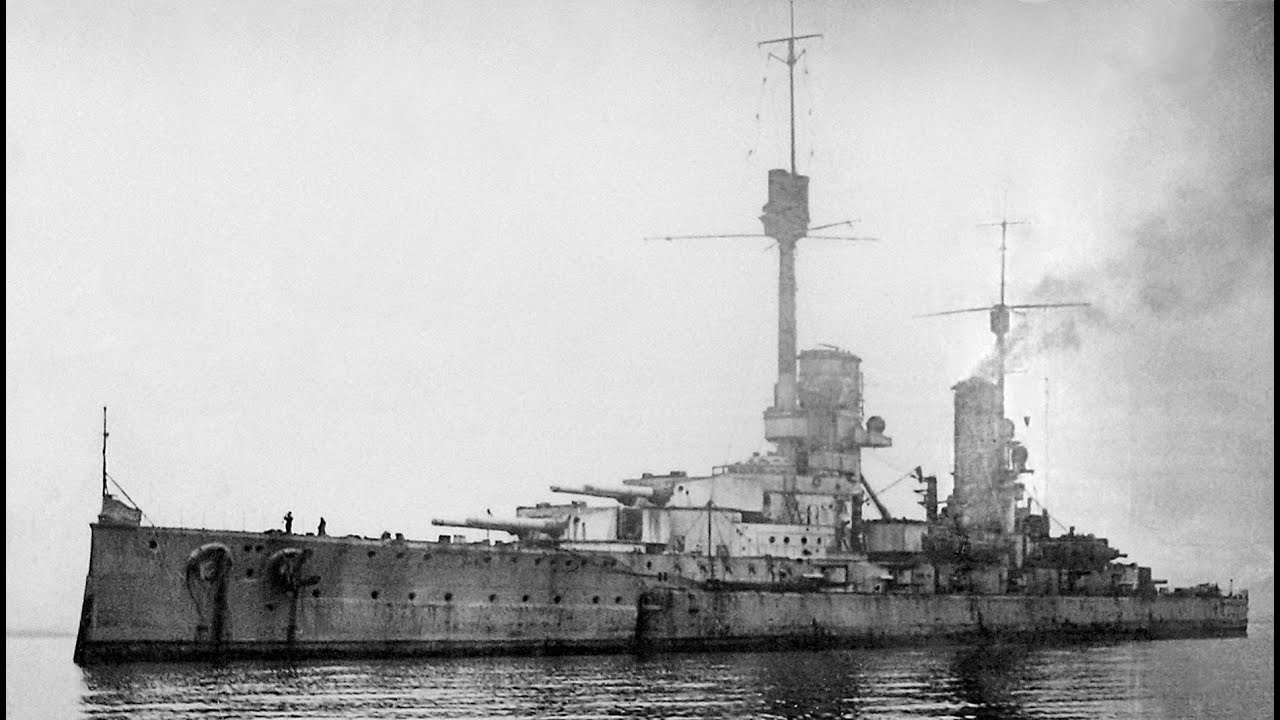 Unpacking the model from the company ICM art.s001 German battleship 