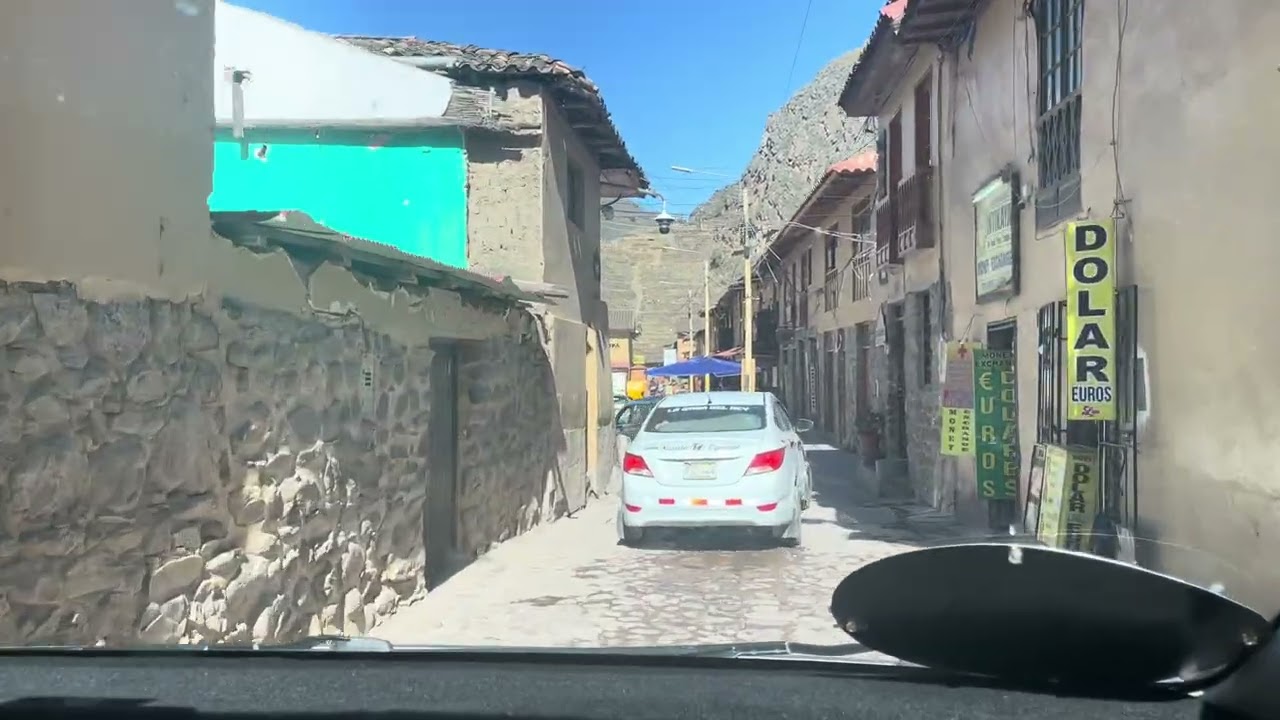 Llegando a Ollantaytambo Estacion del tren