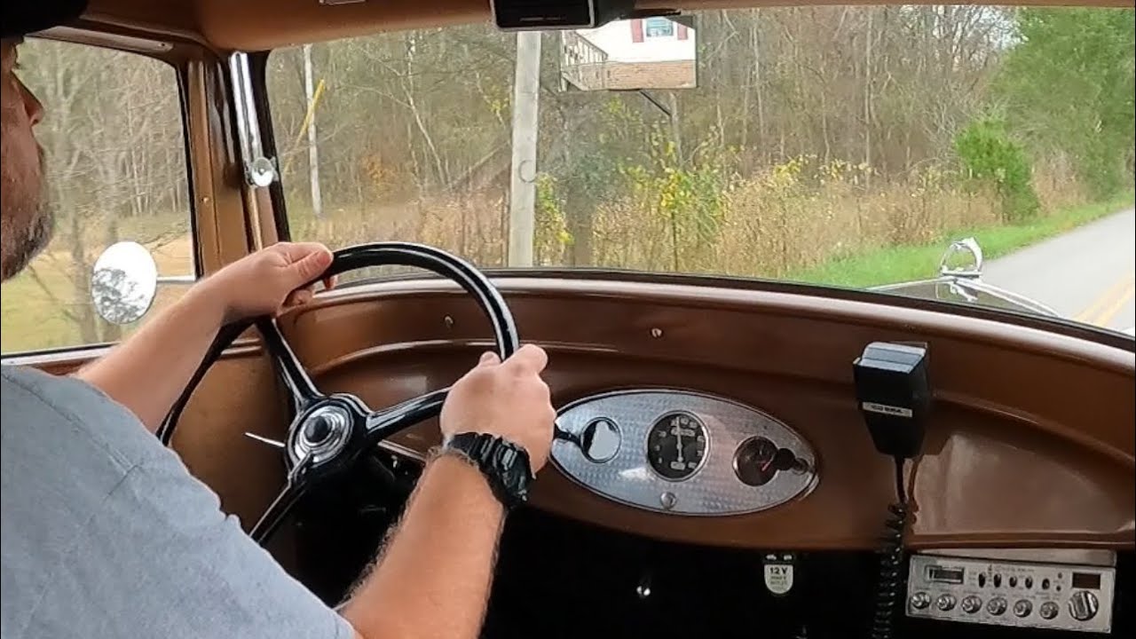 1932 Ford Model B Cold Start and Autumn Drive