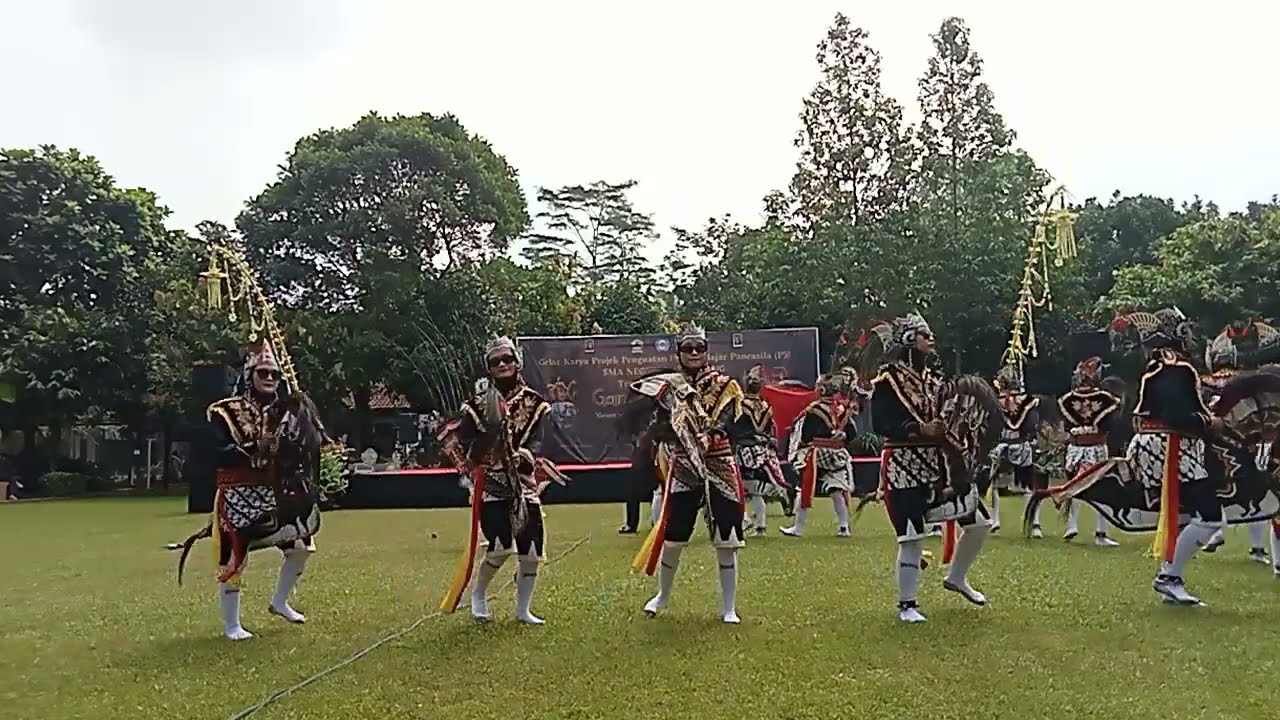 SMA Negeri 1 Ajibarang kelakon Nanggap Ebeg..😂🤟