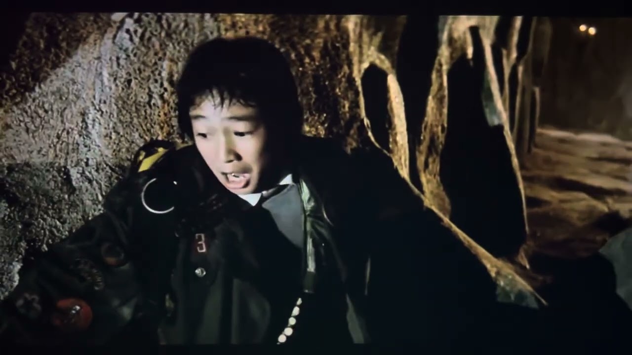 The Goonies: playing one-eyed Willie’s bones - (in reverse)