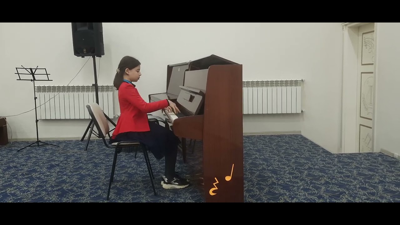 М.Дворжак Джазовый Этюд  15 A-dur.Исполняет ученица 4-го класса Алиева Мельтем