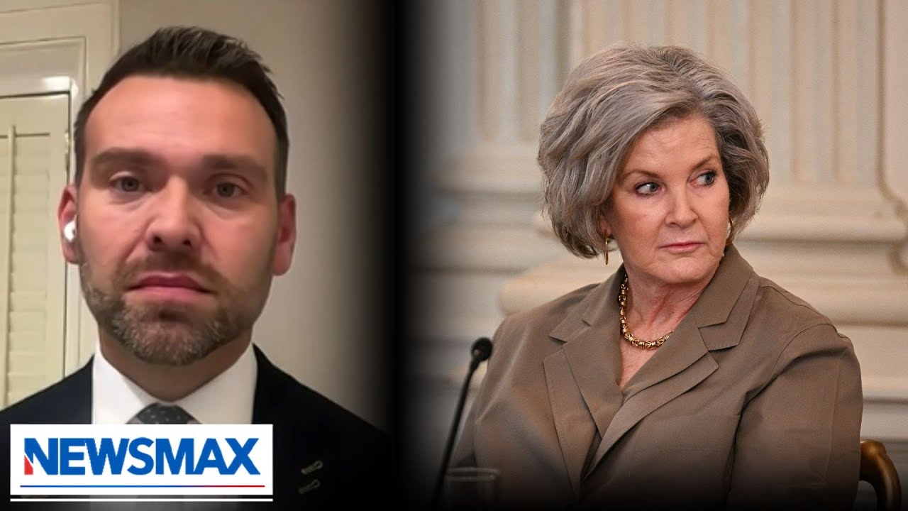 Jack Posobiec ostro krytykuje kontrowersyjny artykuł &bdquo;Vanity Fair&rdquo; na temat szefowej personelu Bi...