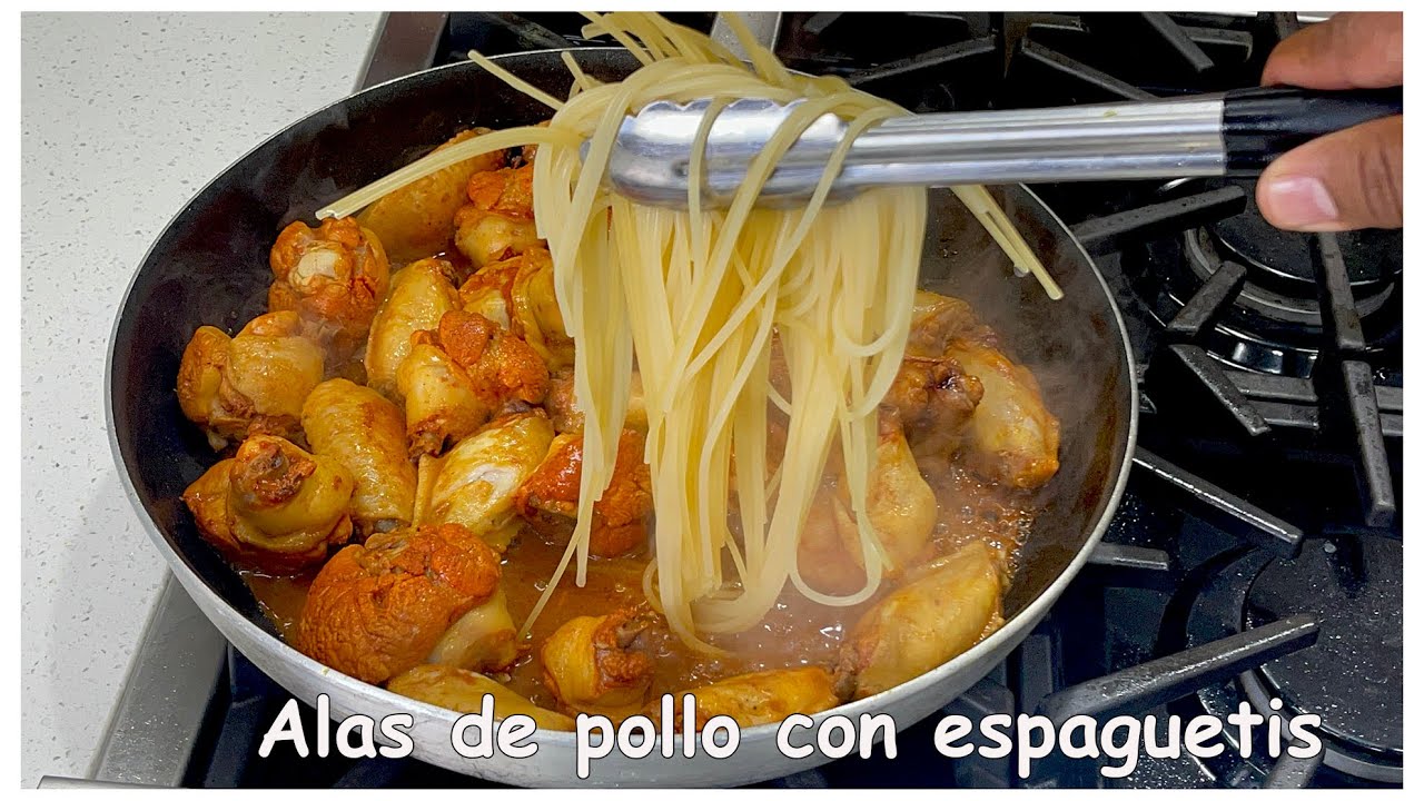 Si te gustan las alas de pollos y espaguetis, te enseño a cocinar algo rico.