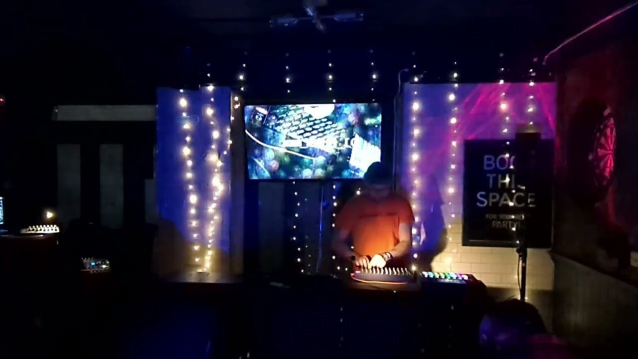 @djelectricsounds Dj_Elect_Rick performing @ The Green Pub Emom 10/011/2025