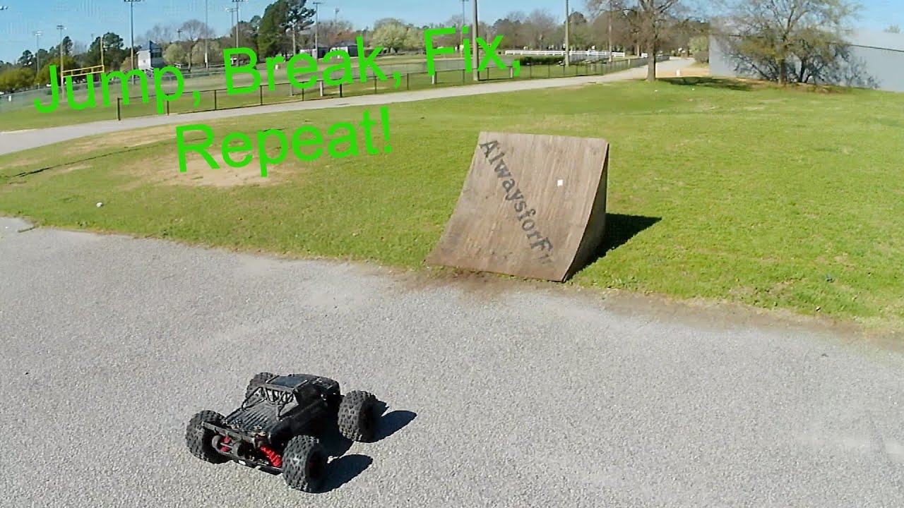 Arrma Outcast EXB 8s hits the Alwaysforfun Ramp!