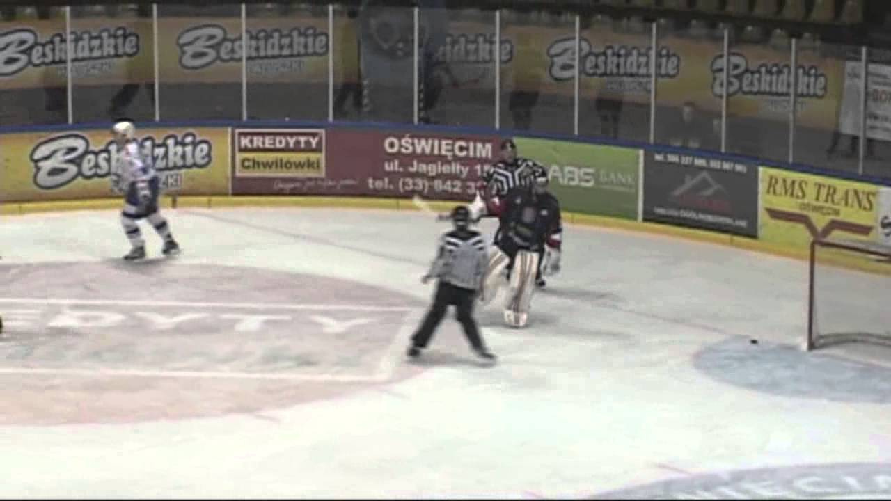 Aksam Unia Oświęcim - Ciarko PBS Bank KH Sanok 4:1 (1:1, 1:0, 2:0)