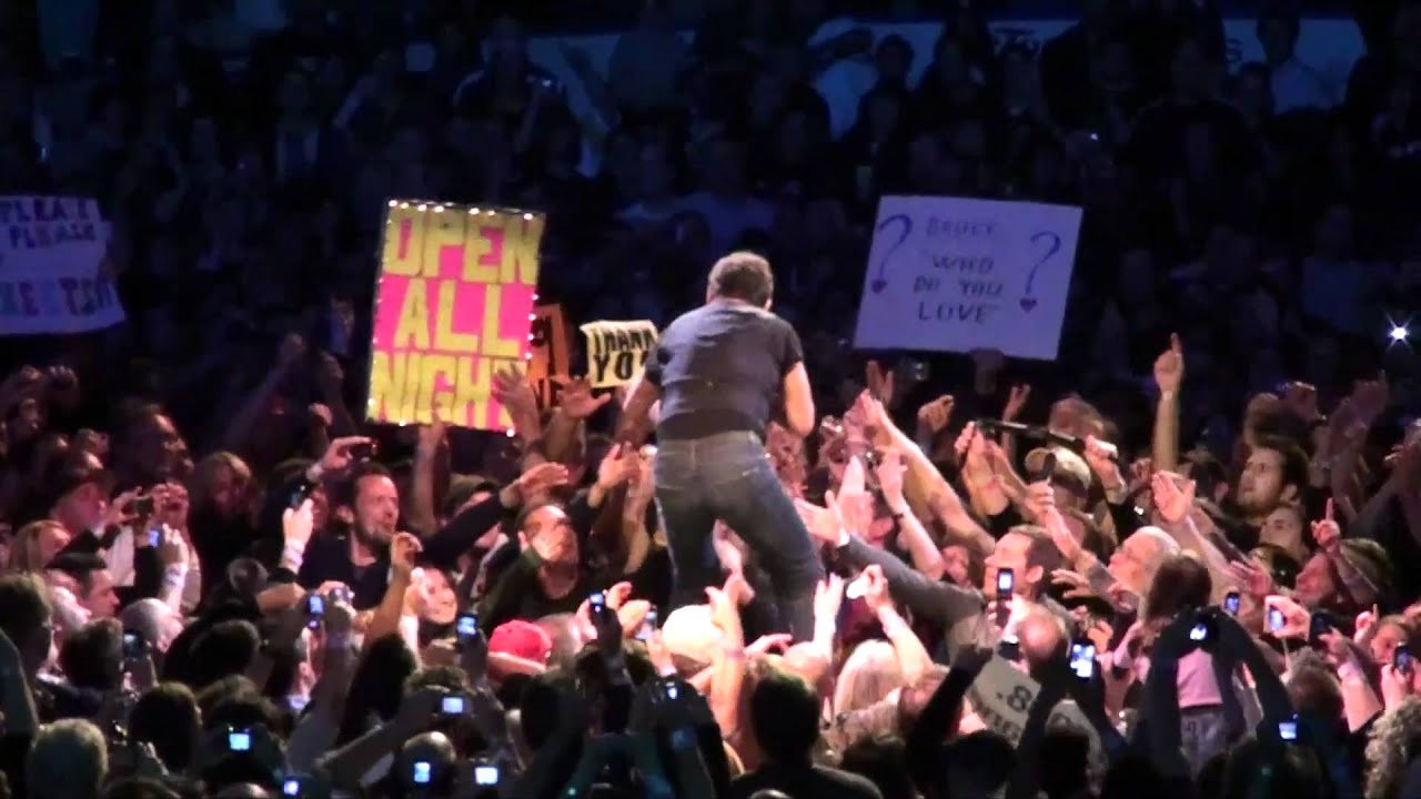 Bruce Springsteen Hungry Heart Buffalo,NY 11/22/09