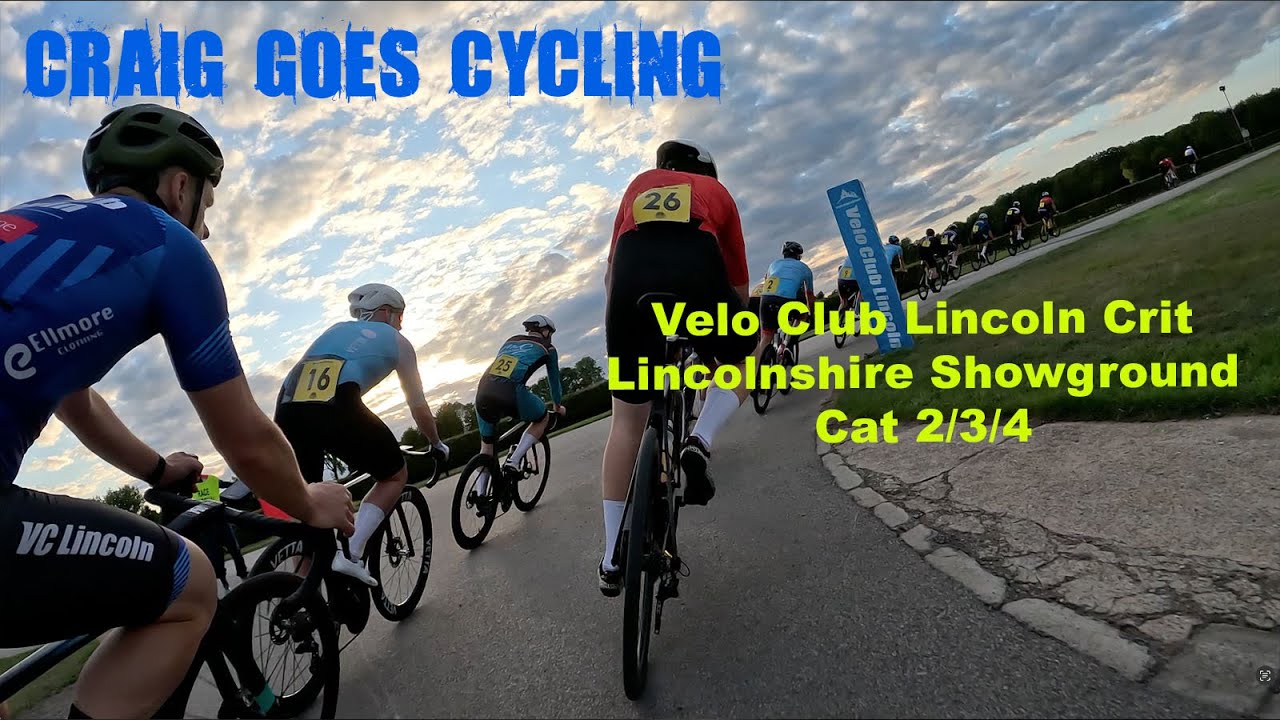 Соревнования по велоспорту Velo Club Lincoln Crit на выставочной площадке Линкольншира.