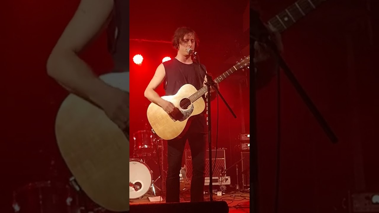 Carl Barât - The Prophet (Jamie T cover), live in Derby 28/1/22
