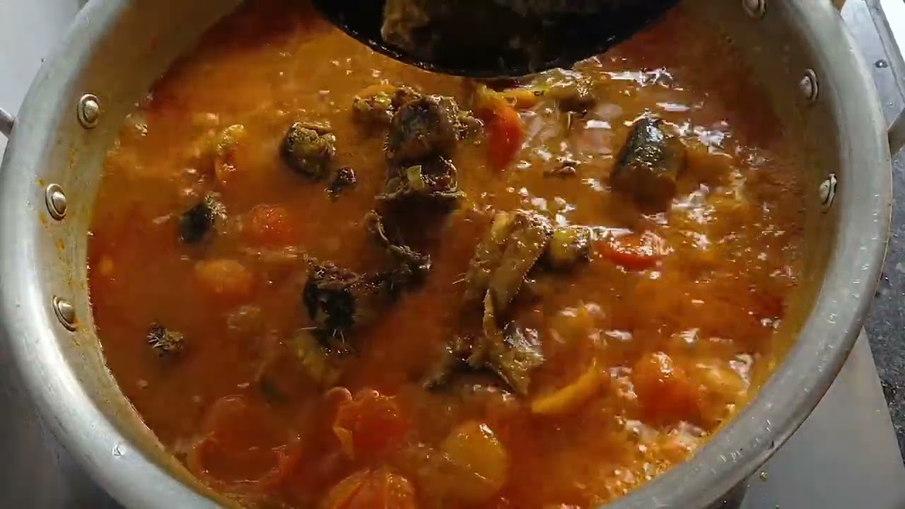 মাগুর মাছ ভাইরাল শিমলা মরিচ দিয়ে রান্না