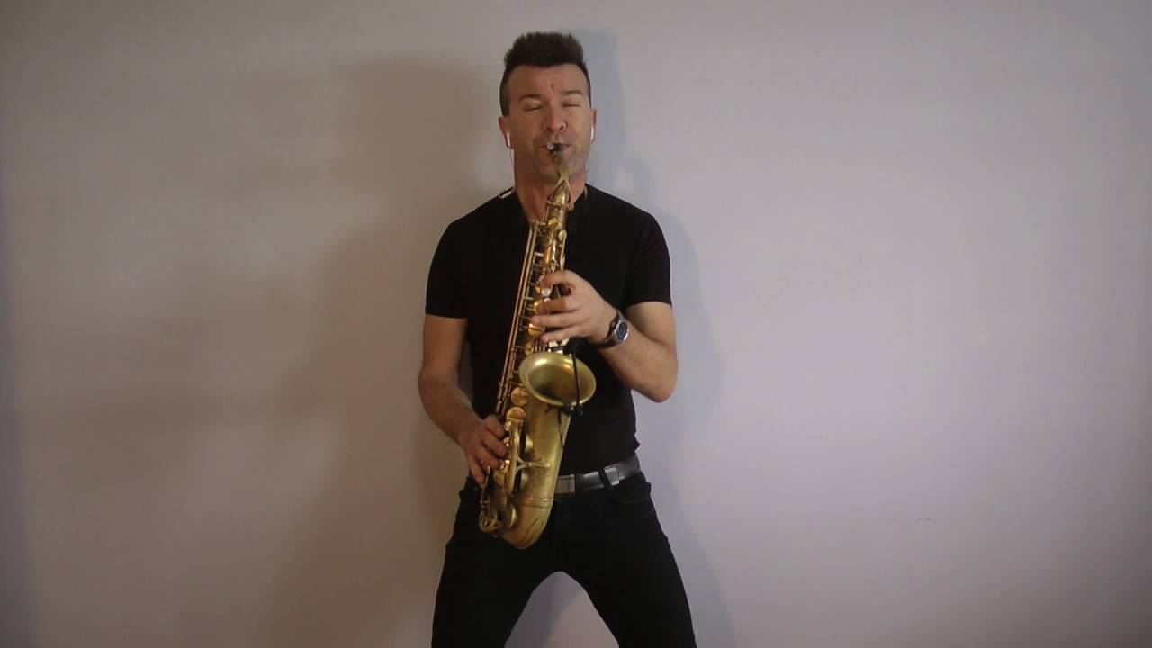 Under Pressure. Queen & David Bowie. Ismael Dorado (Cover sax). Versión de  Warren Hill
