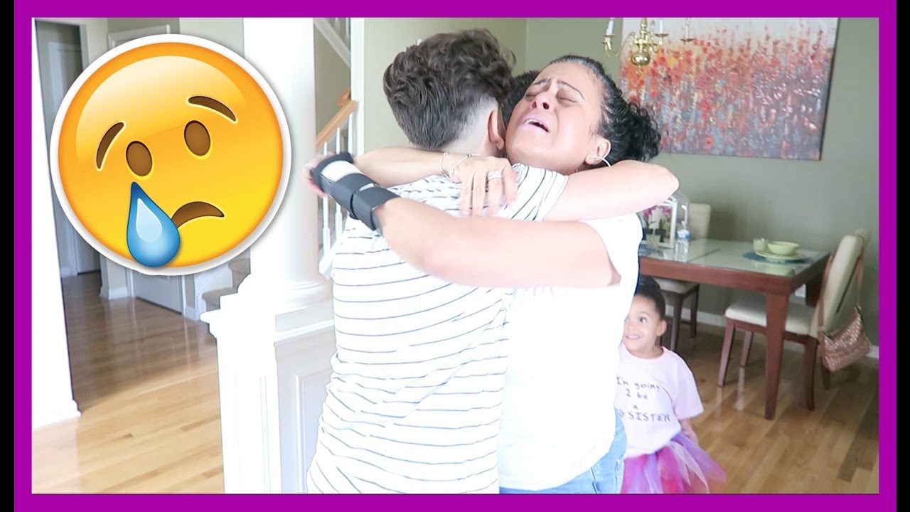 Best Family Reaction to Pregnancy Annoucement
