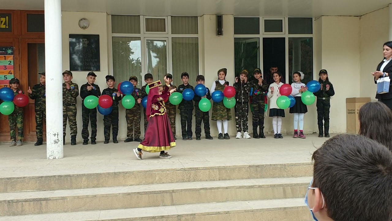 Şirvan şəhər 18 saylı məktəb-litsey    Ağasoy Aysu 0D sinifi