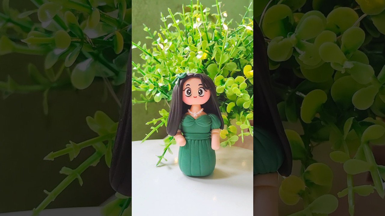 DIY cute doll with air dry clay 💚✨ #clay #creativeclayideas #clayart #claydoll #handmadedoll #diy