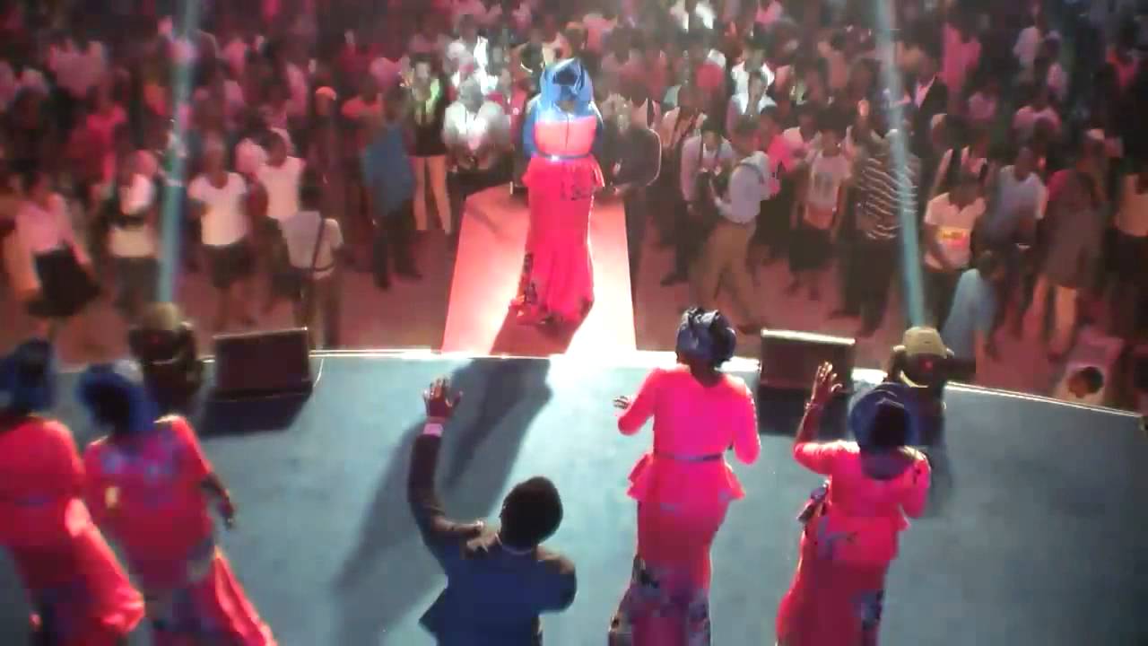 Bukola Bekes's Ministration During 73 Hours Of Marathon Messiah's Praise