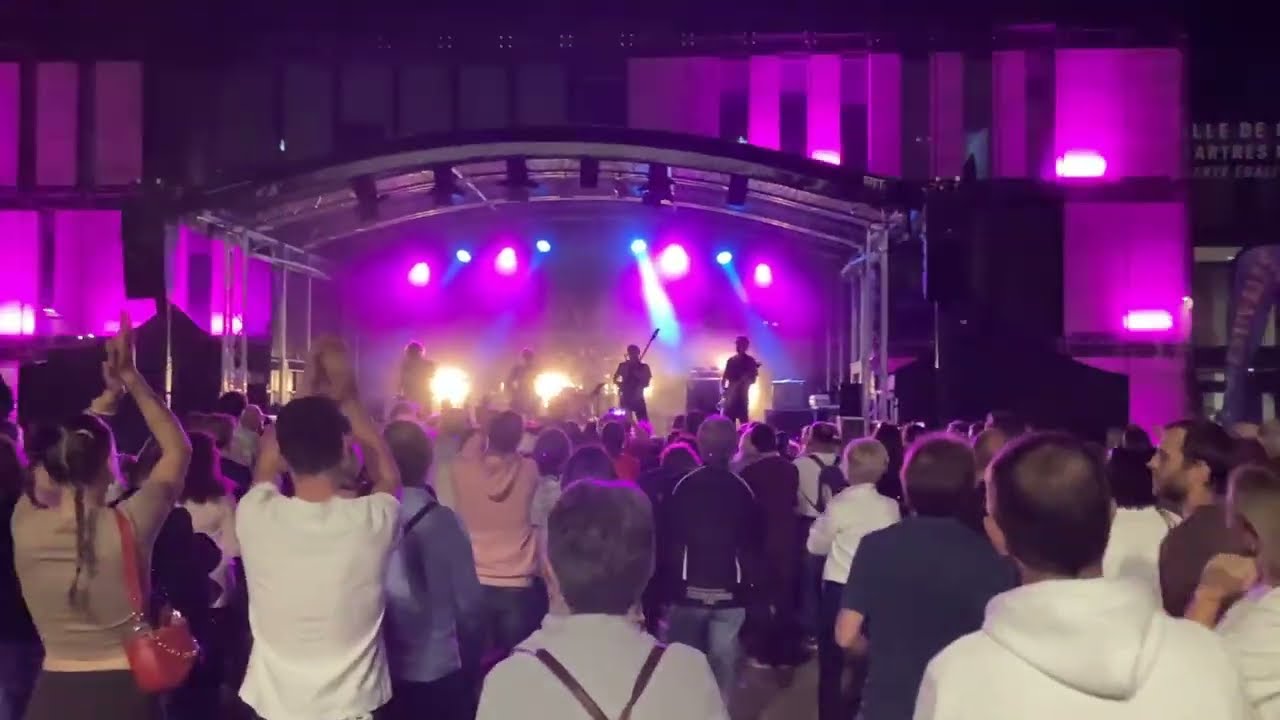 Shake It! Live @Chartrestivales