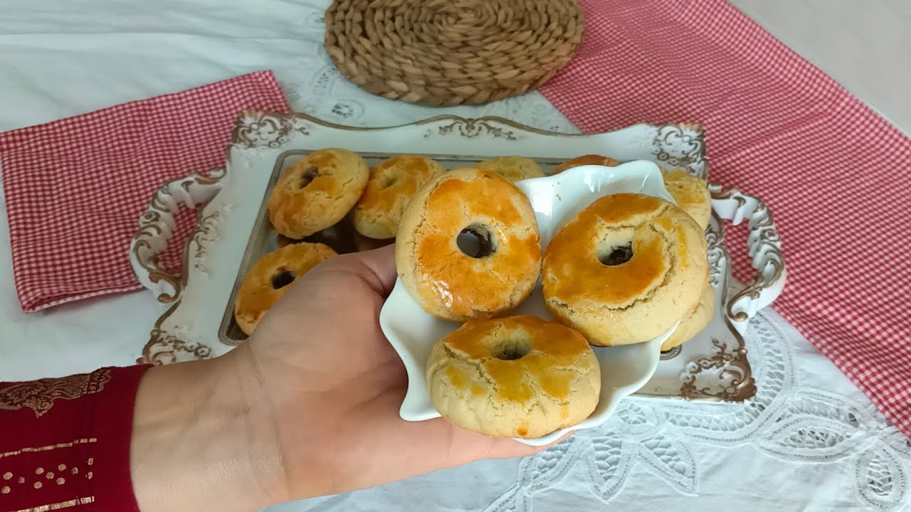 كعك التمر التونسي الزمني من نكهة وبنة زمان