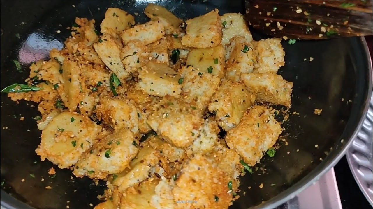 बचे हुए चावल से बना हुआ नाश्ता | बस 15 mins में बनके तैयार जरूर बनाए।