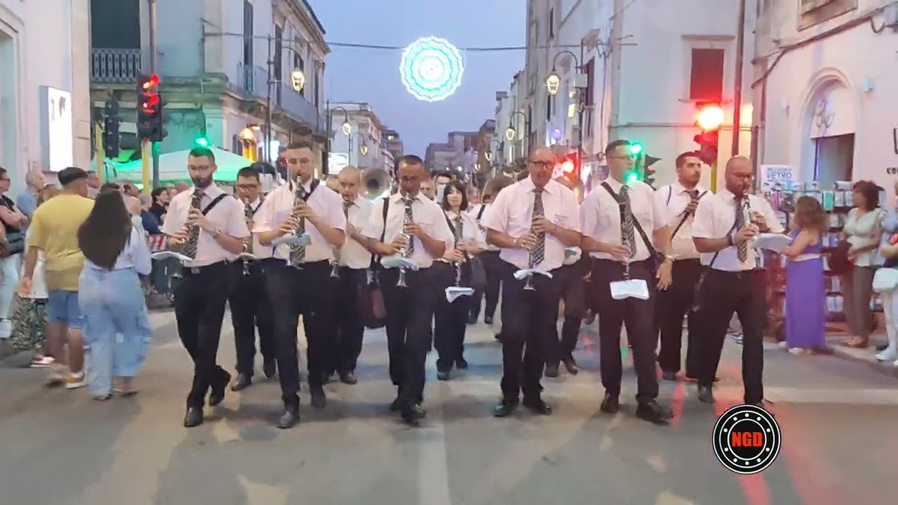 Marcia Semplicemente (Di Zenzo) Banda di Francavilla F 6/7/24 Martina Franca Festa Patronale
