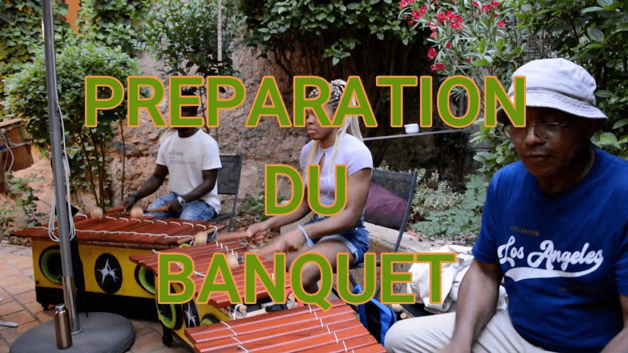 PREPARATION DU BANQUET PAR LES MAMANS LA VEILLE DU MARIAGE - By Alberto & Cie