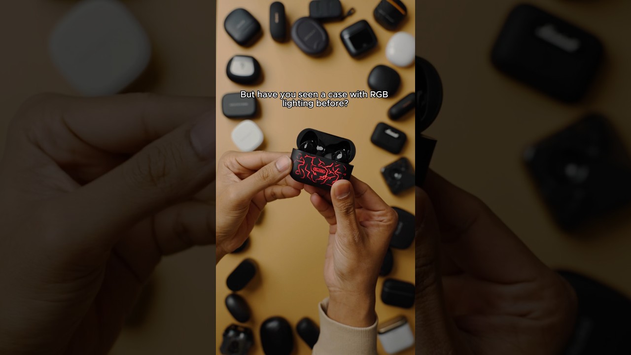 Earbuds With RGB Case | Claox Flash