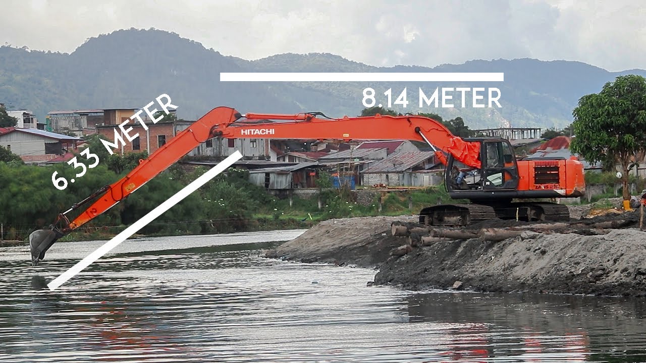 LONG REACH Hitachi ZAXIS 210LC Working on Riverside to Deepen the River - Peusangan River