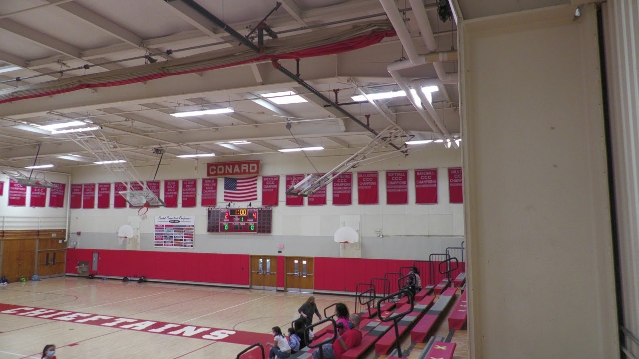 Conard High School Girls Volleyball vs. Enfield