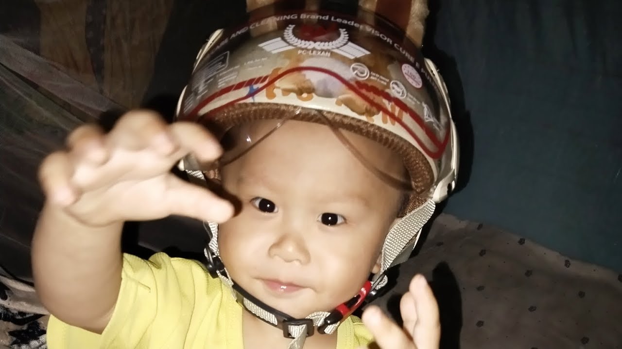 Quá Trời Quá Đất Nay Chảnh Có Mũ Bảo Hiểm Mới Rồi Nghen