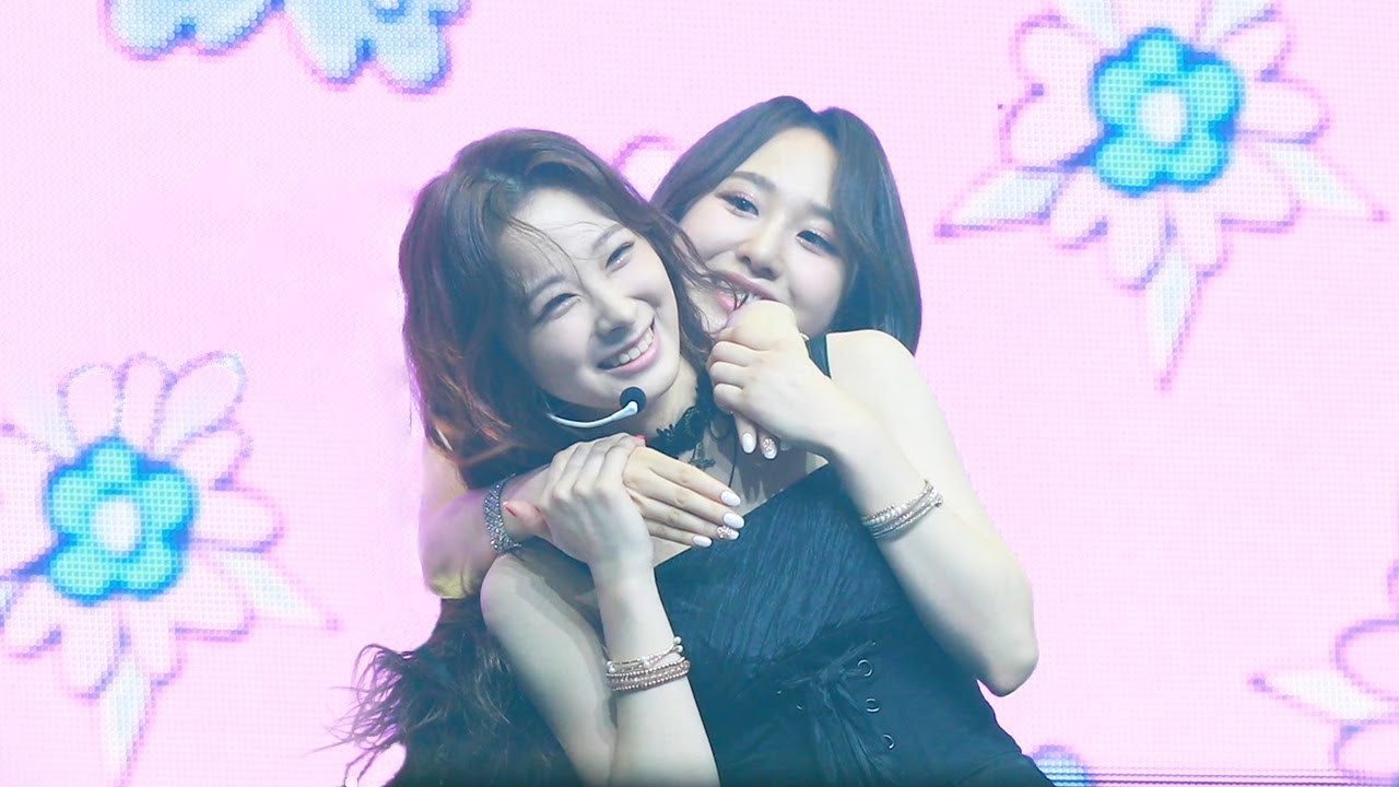 [4K] 191026 로켓펀치 Rocket Punch 팬미팅 펀치타임 세븐틴 어쩌나 (OH MY!) 윤경 Yunkyoung 직캠 by Lavender Blush