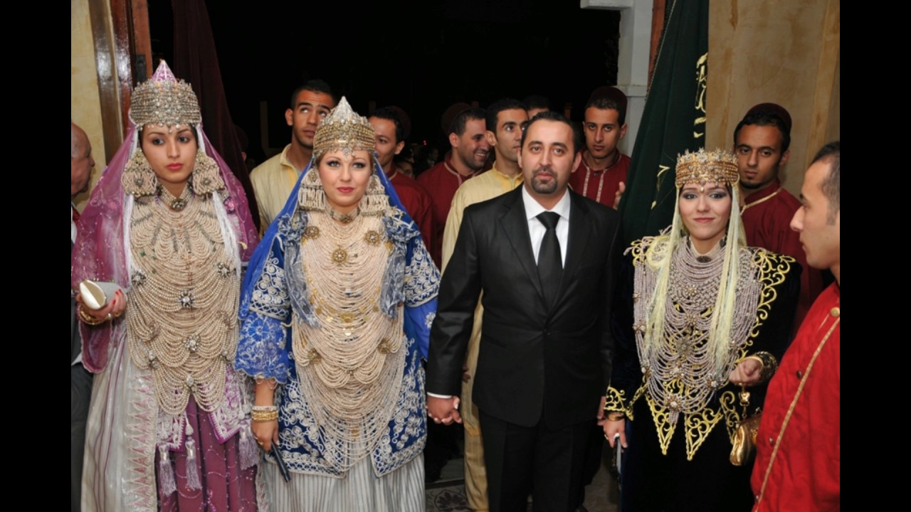 L'Algérie : les régions et leurs tenues traditionnelles