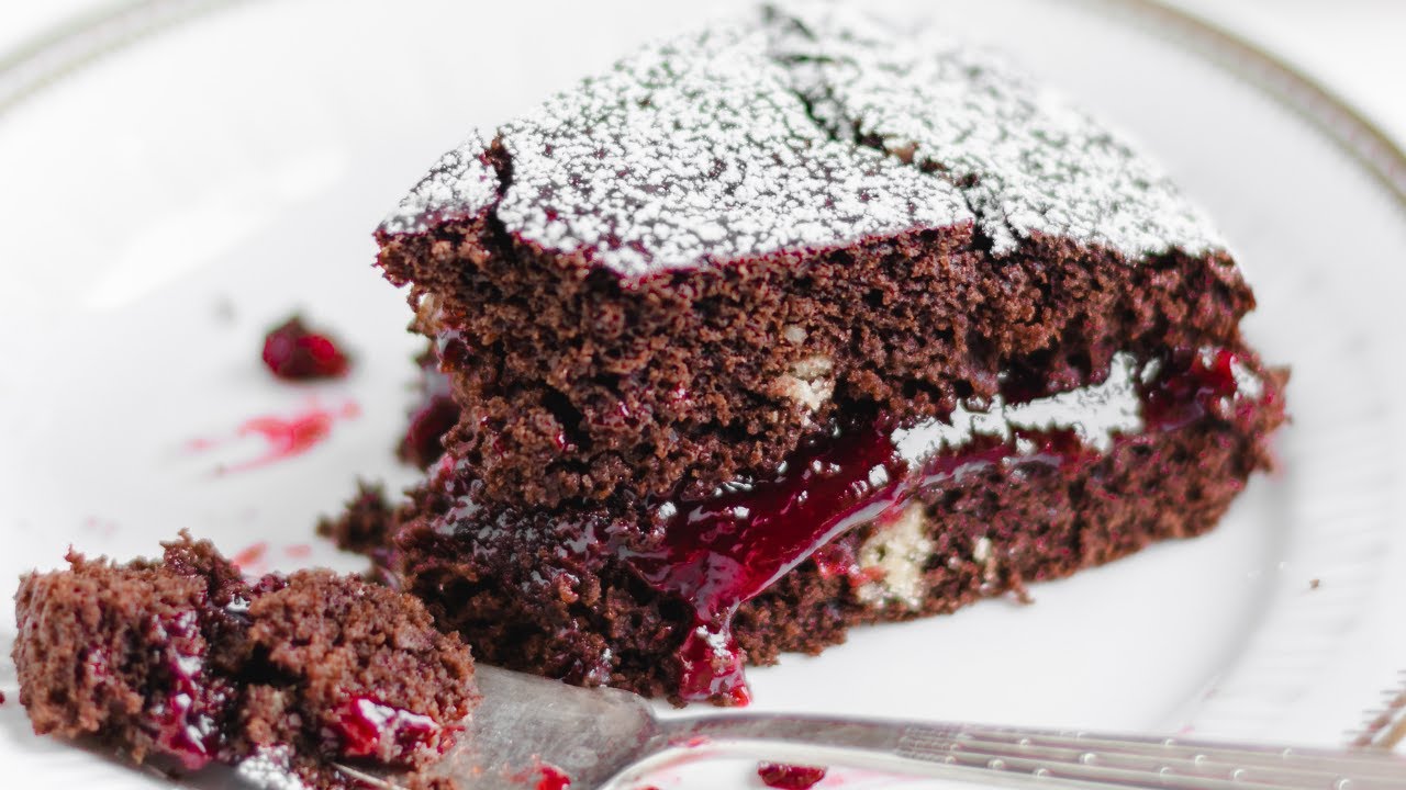 VEGAN CHOCOLATE and sour cherry jam CAKE