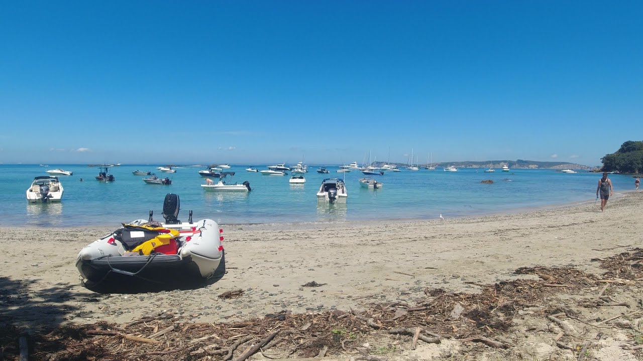 Discover Tiritiri Matangi Island from Army Bay NZ on Inflatable Boat 20km