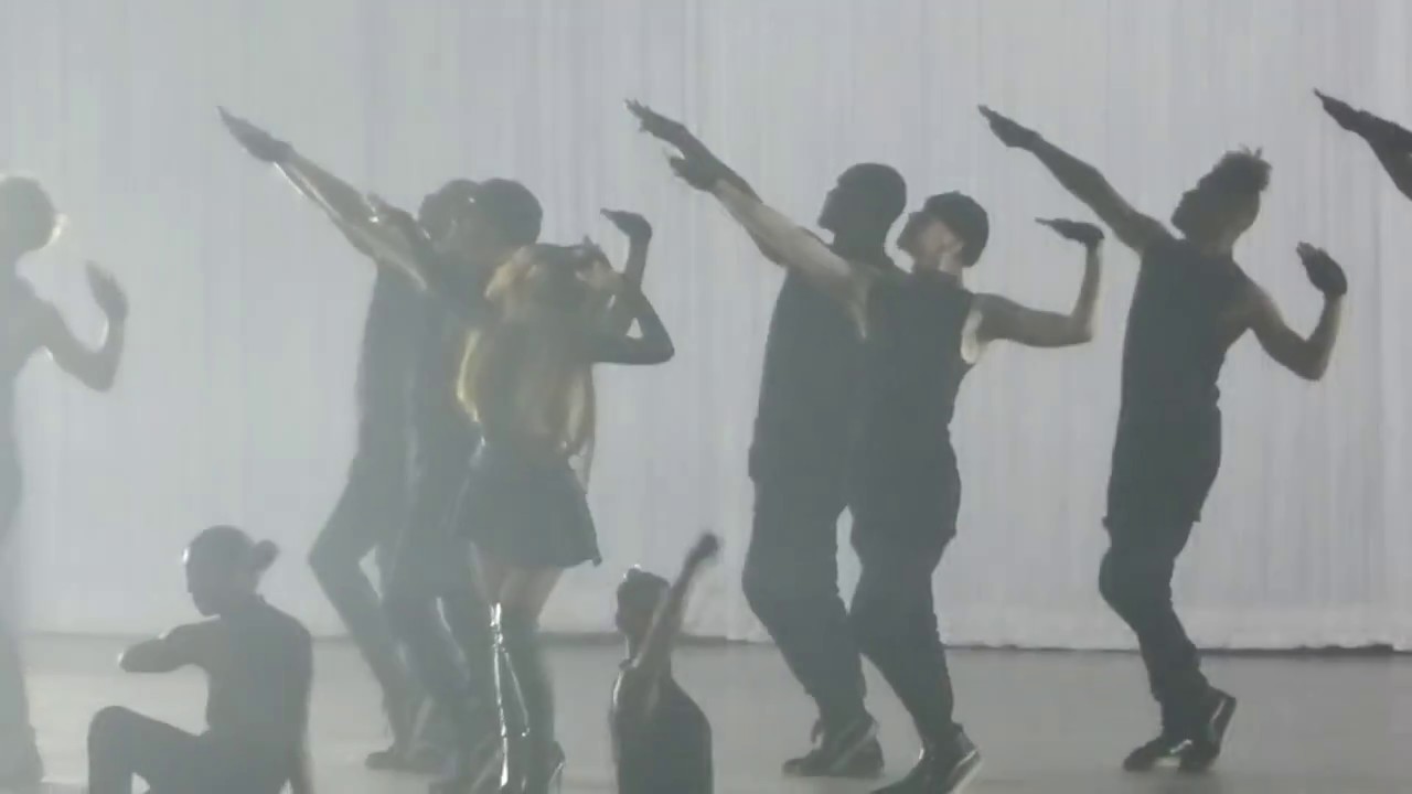 Ariana Grande - Dangerous Woman Tour AccorHotels Arena Paris, France (Full Concert)