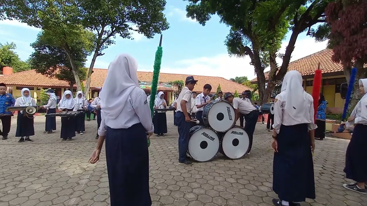 Kuda Lumping Cover by Drumband Genderang Pusaka Esperoba || SMP N 2 Balapulang