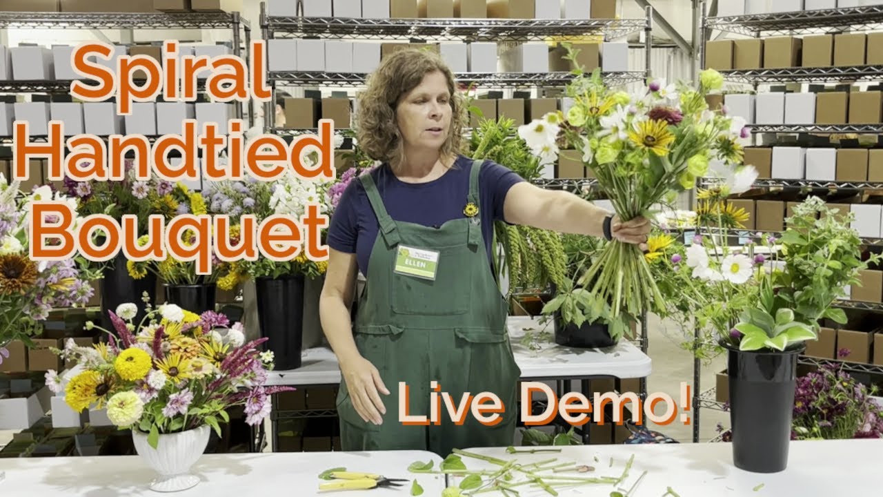 Learn The Spiral Technique for a Handtied Bouquet - Live Demo
