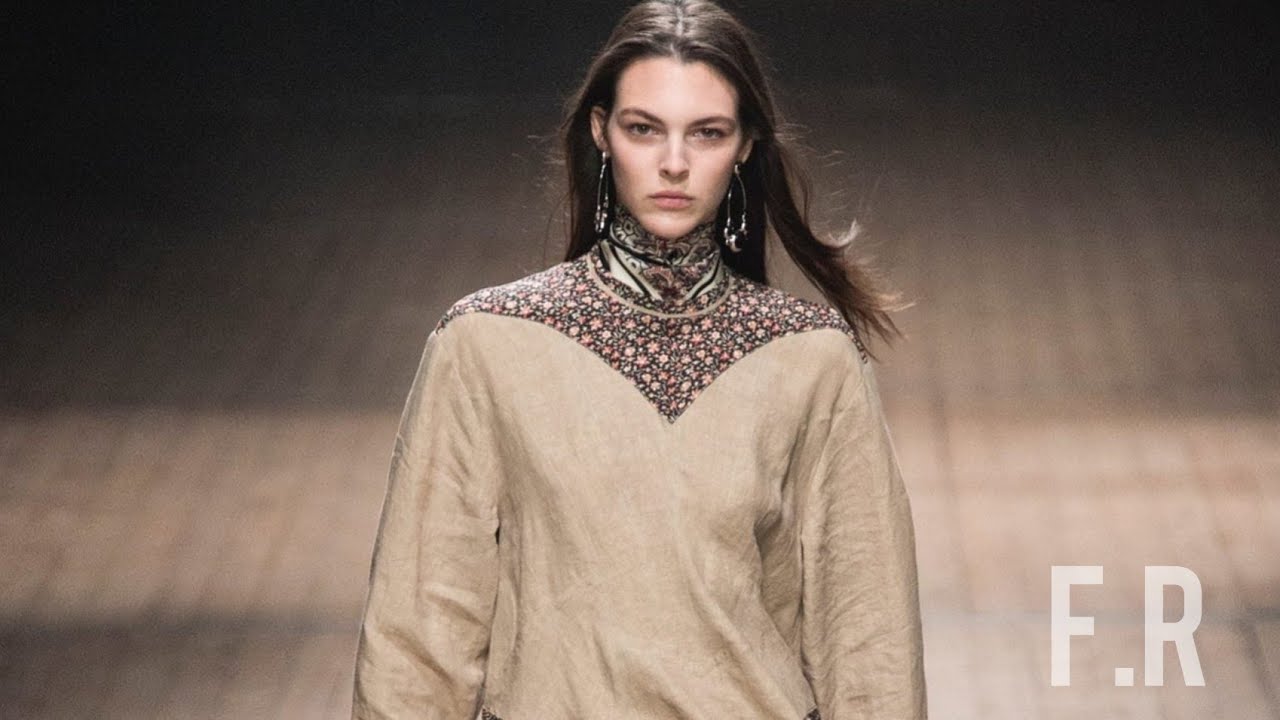 Vittoria Ceretti | Runway Evolution