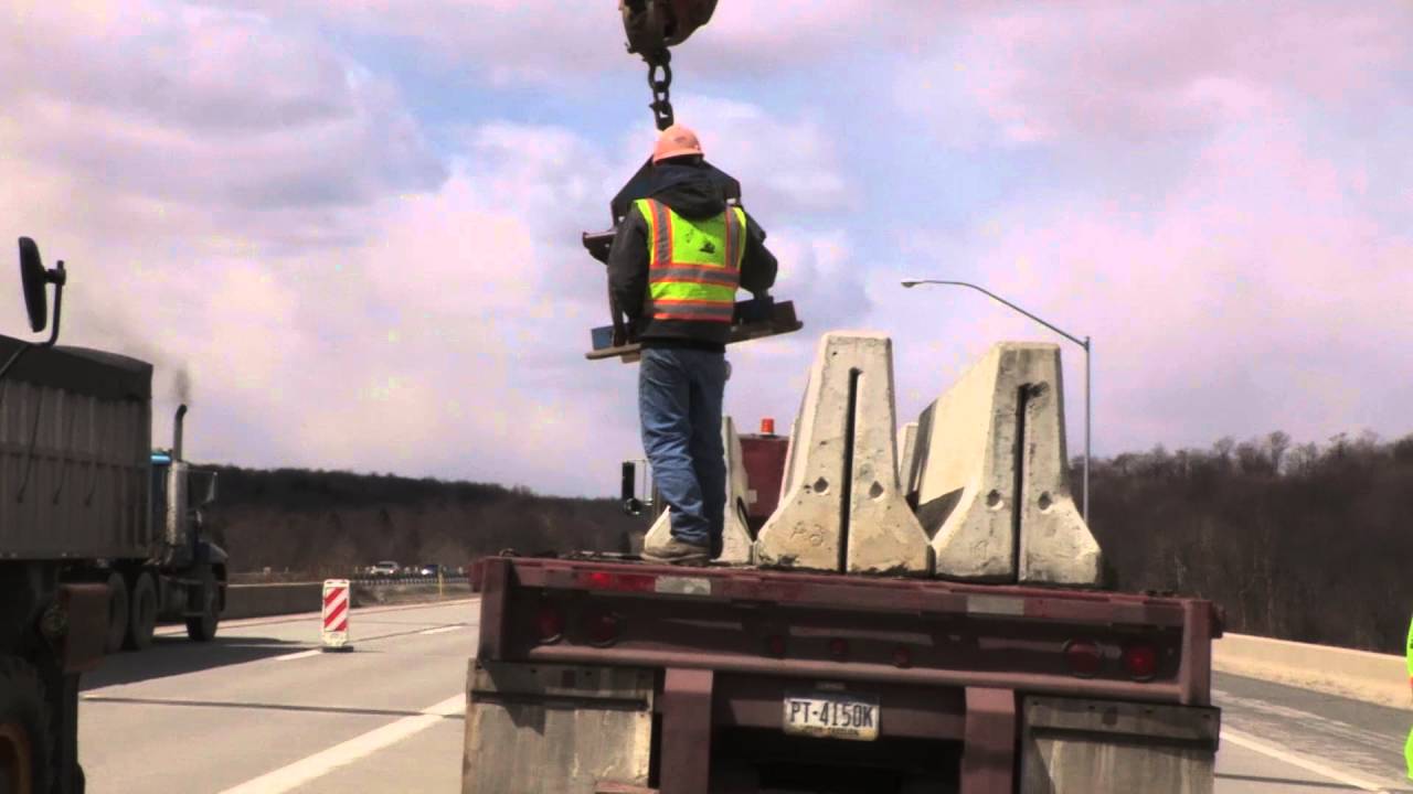 Setting barrier wall in Somerset County, PA - Kenco