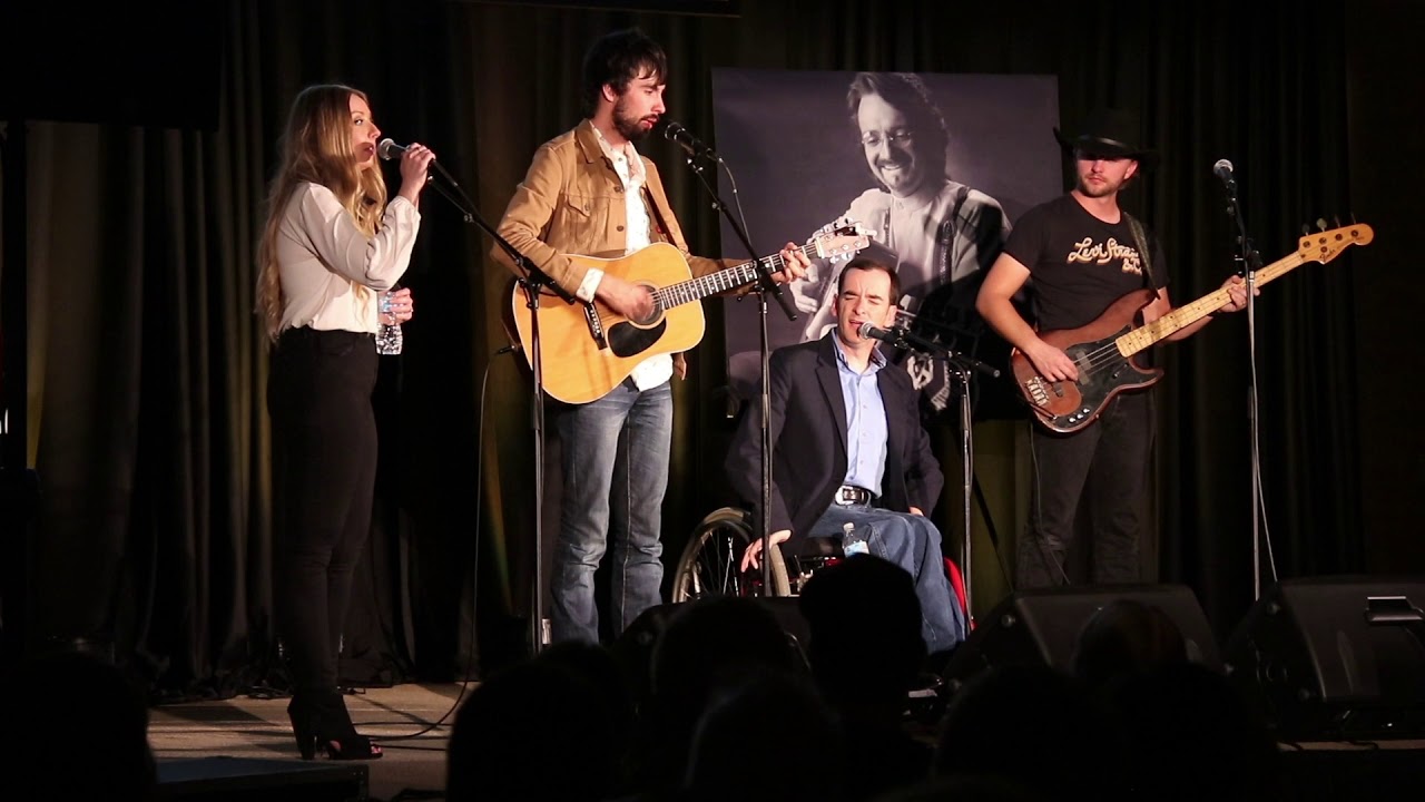 Bradley Walker, Mo Pitney - The Farmer's Daughter