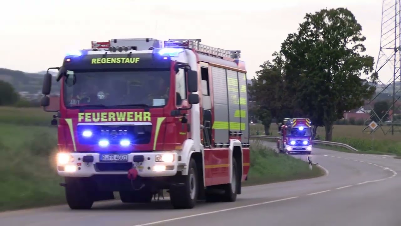 HLF, DLK und WLF 2 der Feuerwehr Regenstauf auf Übungsanfahrt