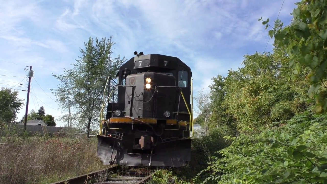 Adventures in the grass, CNUR 7 locomotive on the NKP cloverleaf