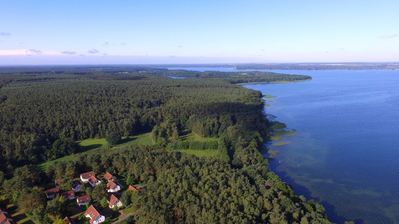 Der Ferienpark Lenzer Höh - direkt am Plauer See.