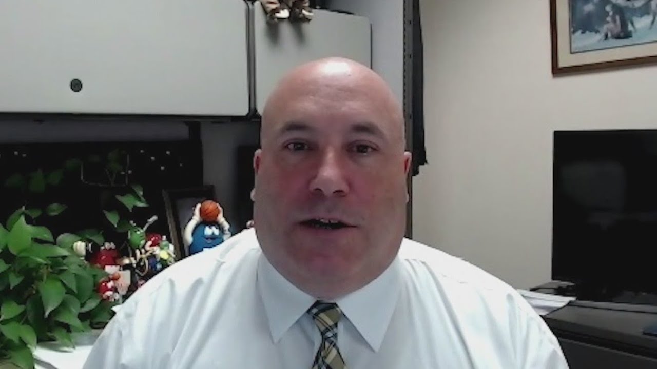 Oregon elections director fired after he details problems