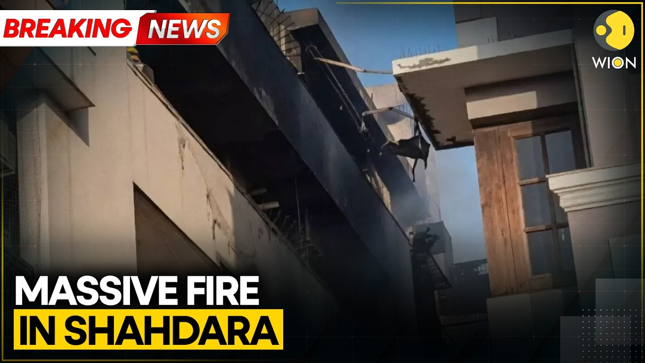 Breaking: Massive Blaze Engulfs Building in Delhi's Shahdara | WION