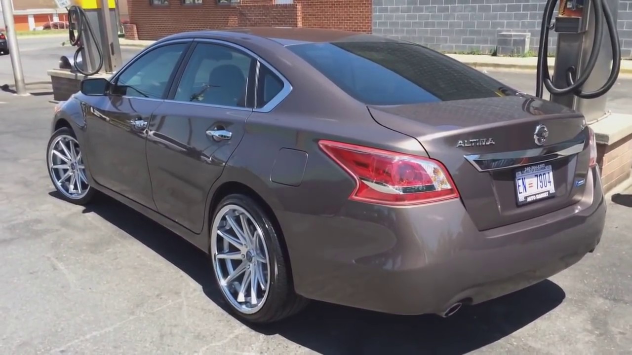 Best looking 2013 Nissan Altima riding on 20' Rohana rims