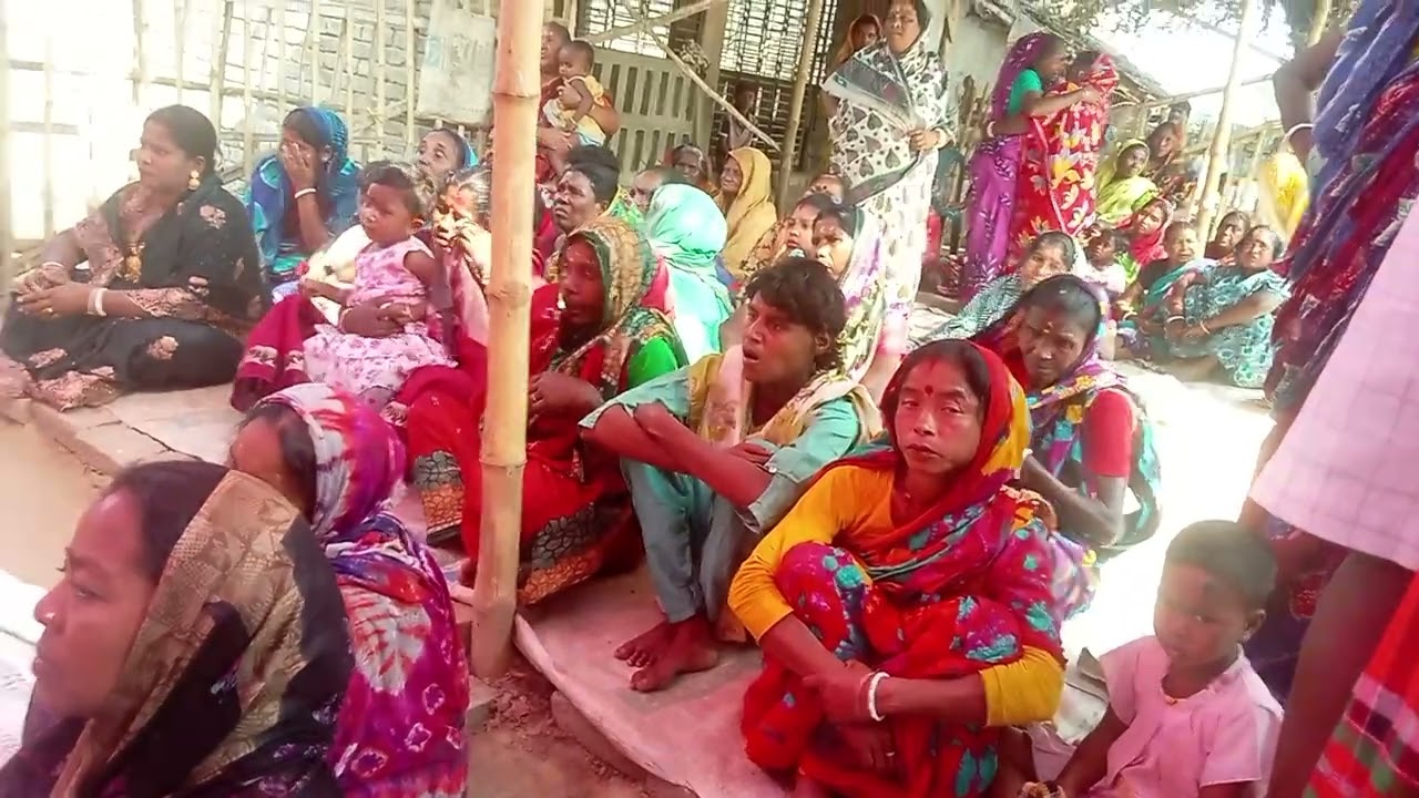 প্রিয়সী দেবীর কীর্তন শুনে, ভক্তরা নয়ন জলে ভেসে যাচ্ছে।।।