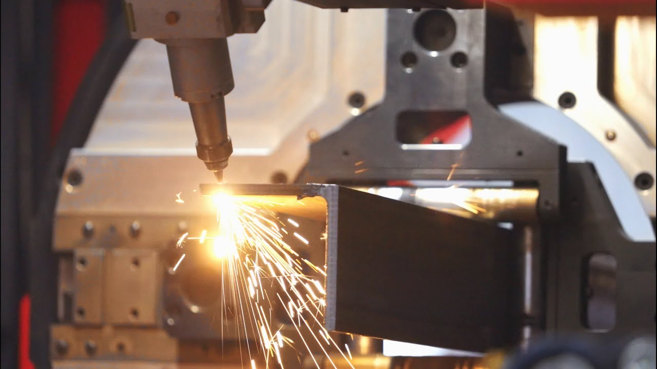 RotaKat3D - wycinarka laserowa 3D do rur i profili od Uni-kat