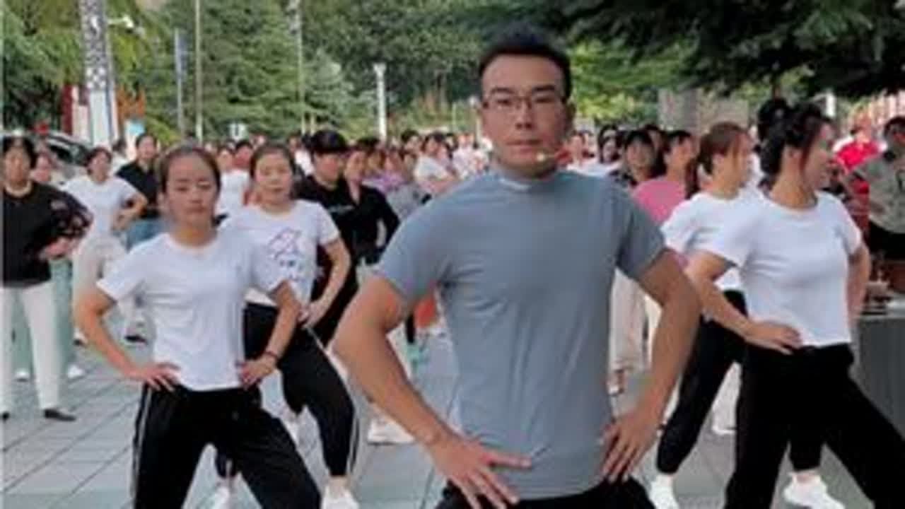 #坚持锻炼给自己一个好身体#抖音健身