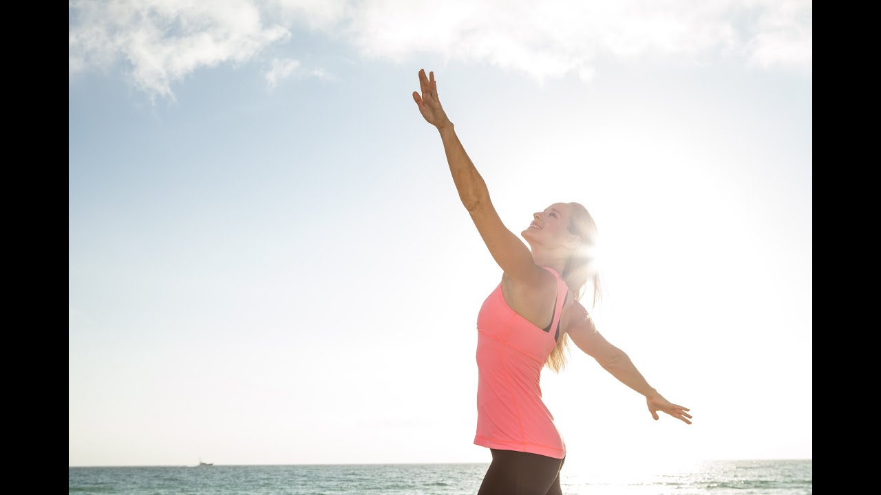 30 Minute Sunset Barefoot Walk - Full Length Indoor Walking Workout for Beginners
